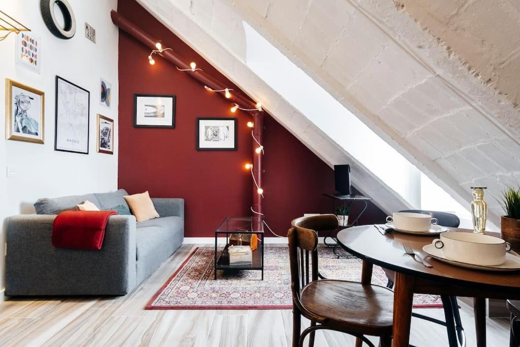 Yoomi Homes Plaza Mayor Madrid Ngoại thất bức ảnh