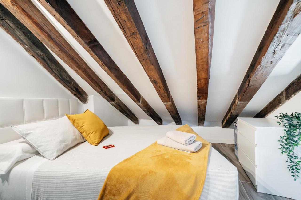 Yoomi Homes Plaza Mayor Madrid Ngoại thất bức ảnh